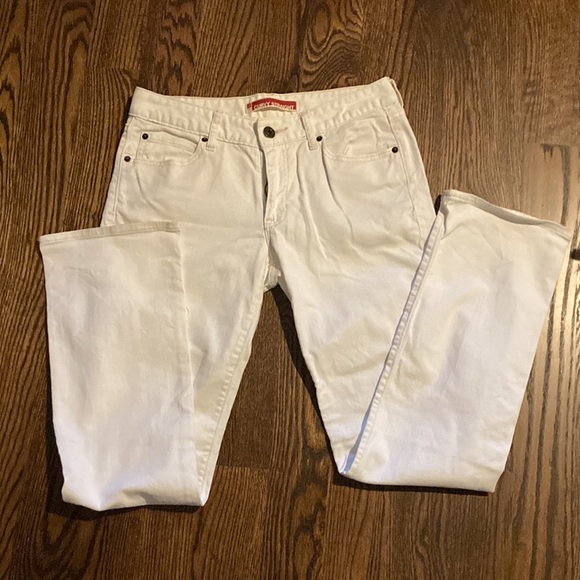 GAP curvy straight white jeans. Worn once. - Picture 2 of 6
